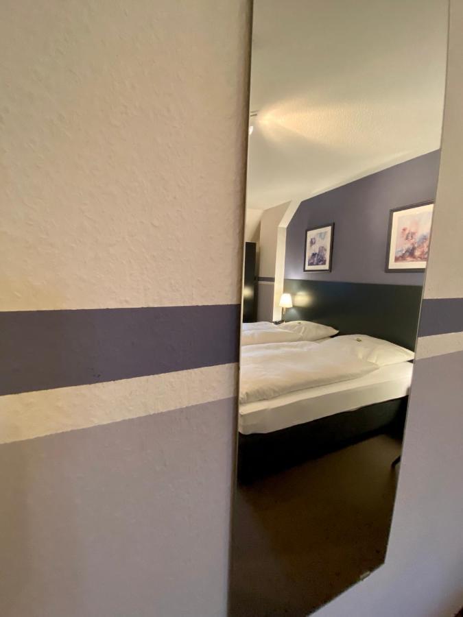 Hotel Kaiserswerth Dusseldorf Luaran gambar