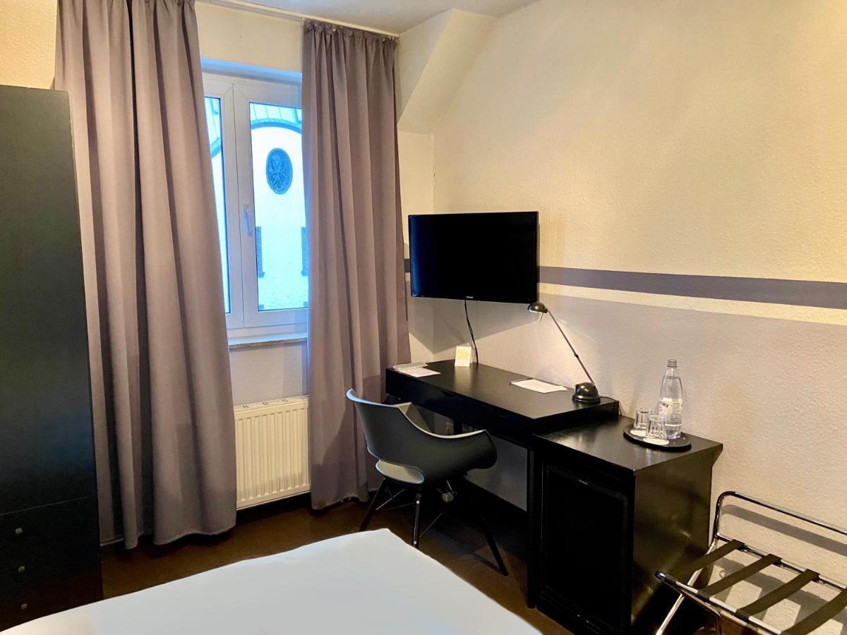 Hotel Kaiserswerth Dusseldorf Luaran gambar
