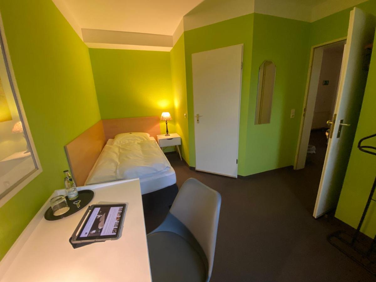 Hotel Kaiserswerth Dusseldorf Luaran gambar